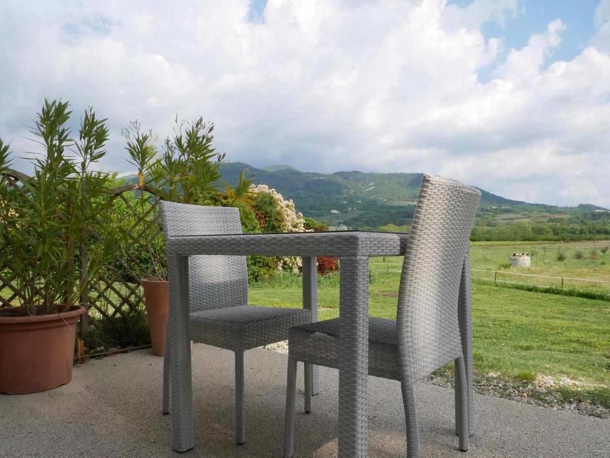 Logis Hotel La Bastide des Monges Nyons Buitenkant foto