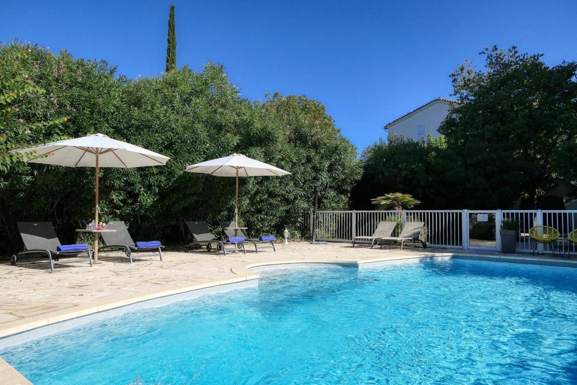 Logis Hotel La Bastide des Monges Nyons Buitenkant foto