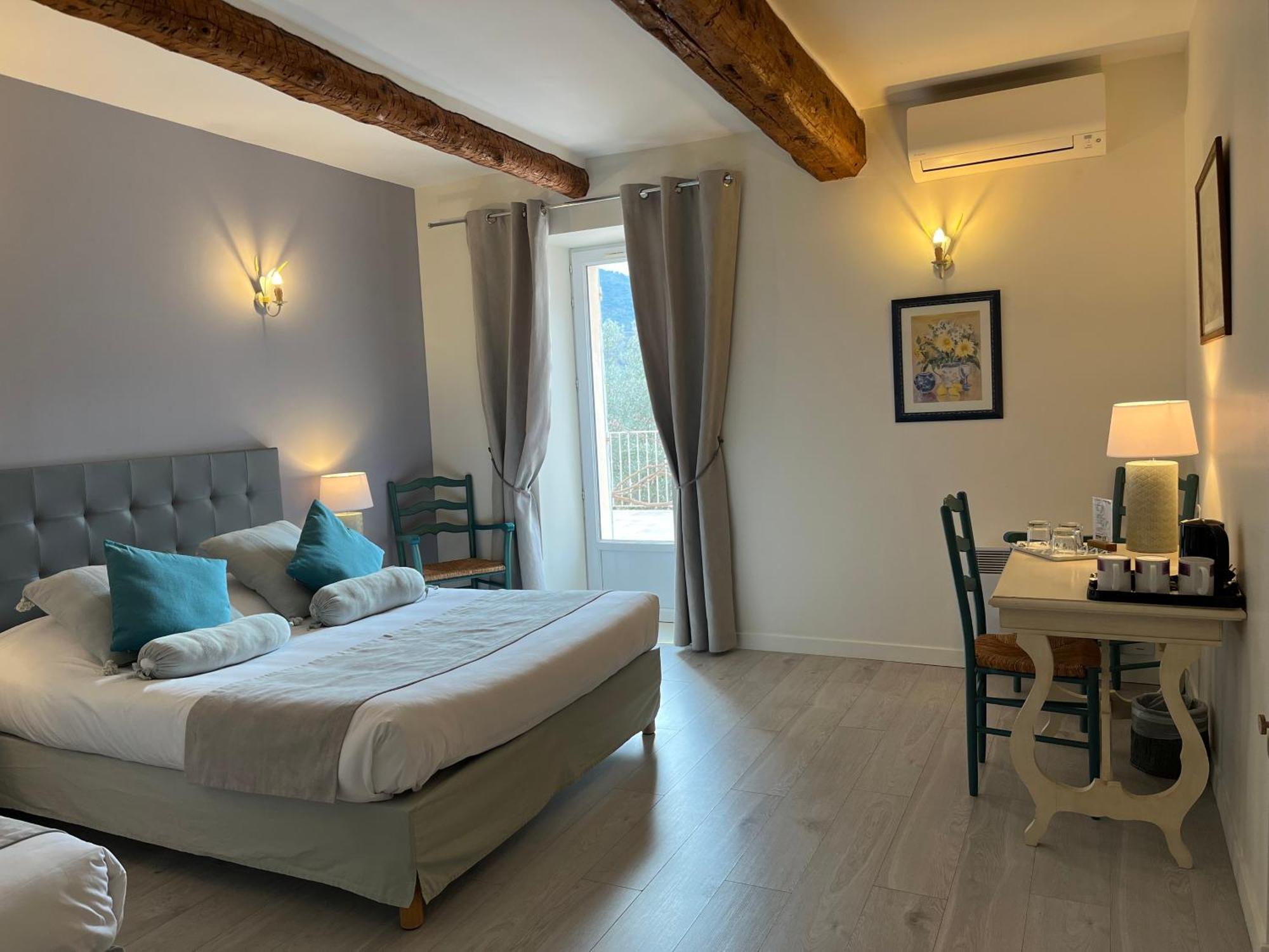 Logis Hotel La Bastide des Monges Nyons Buitenkant foto
