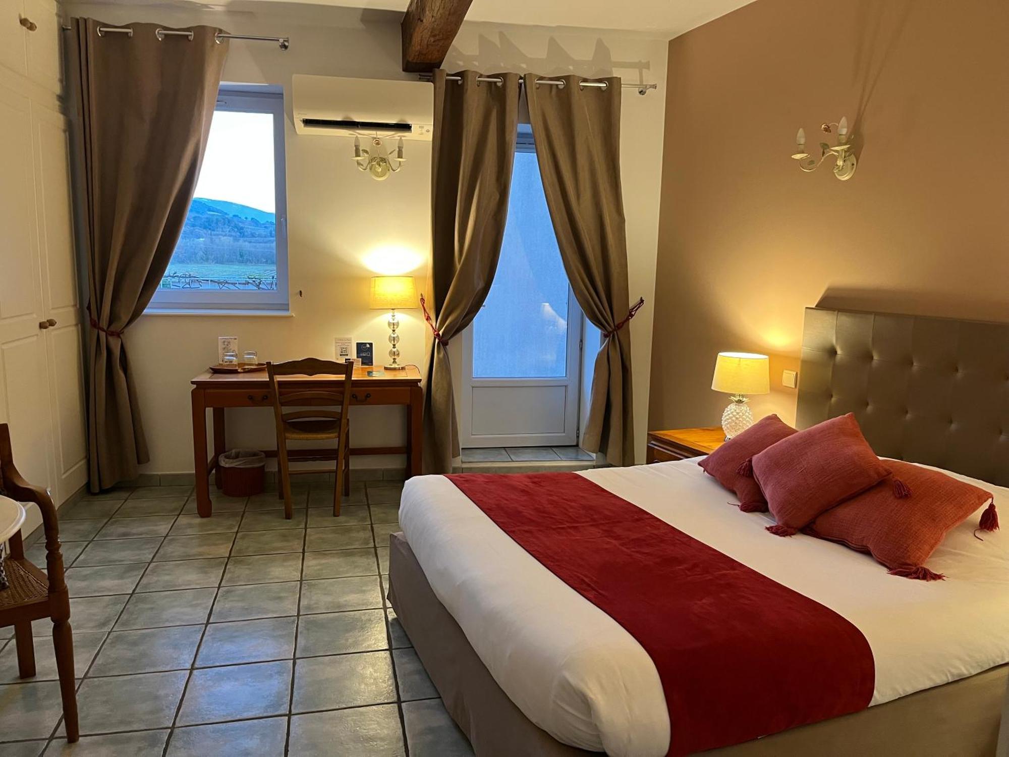 Logis Hotel La Bastide des Monges Nyons Buitenkant foto