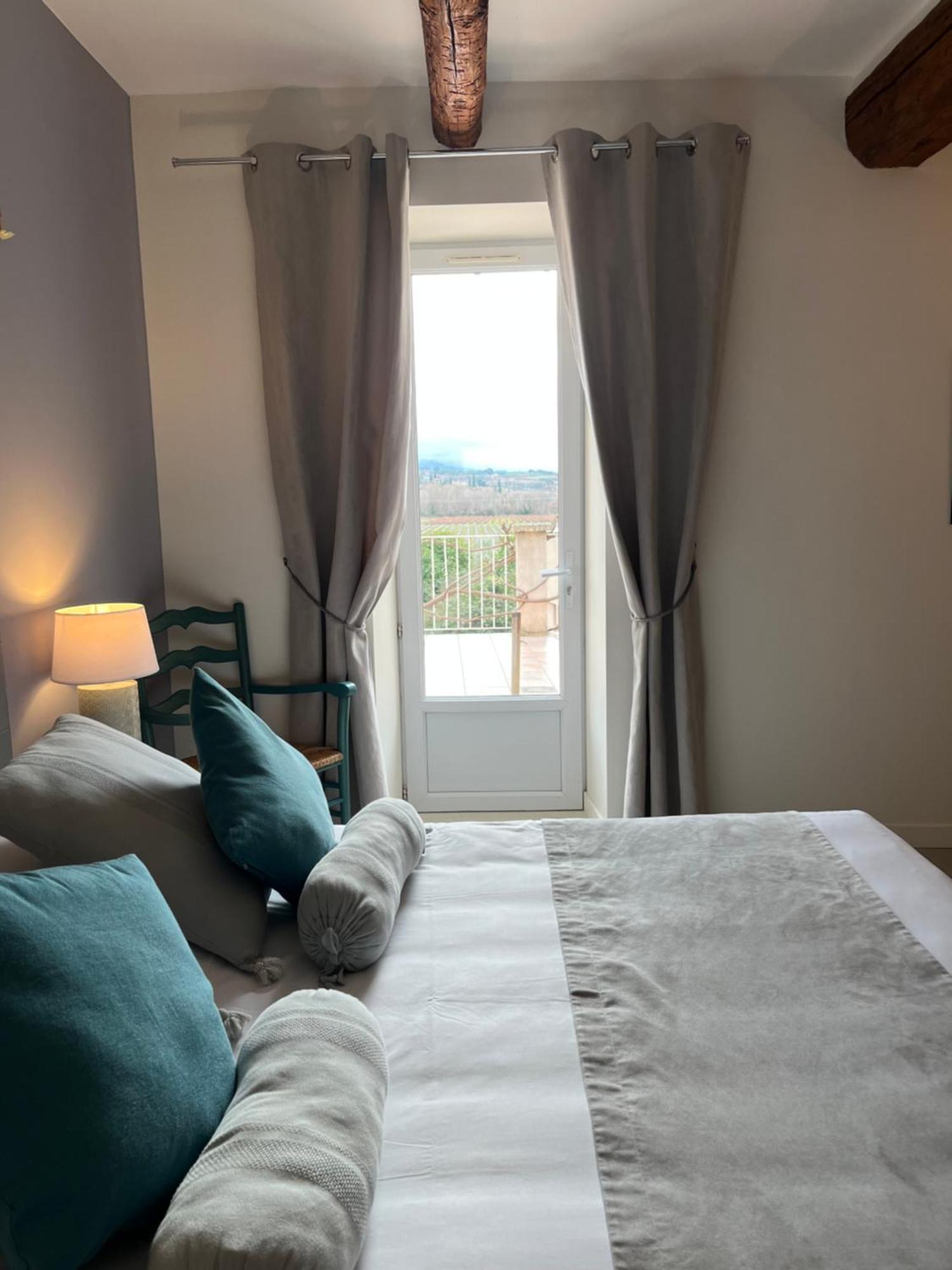 Logis Hotel La Bastide des Monges Nyons Buitenkant foto