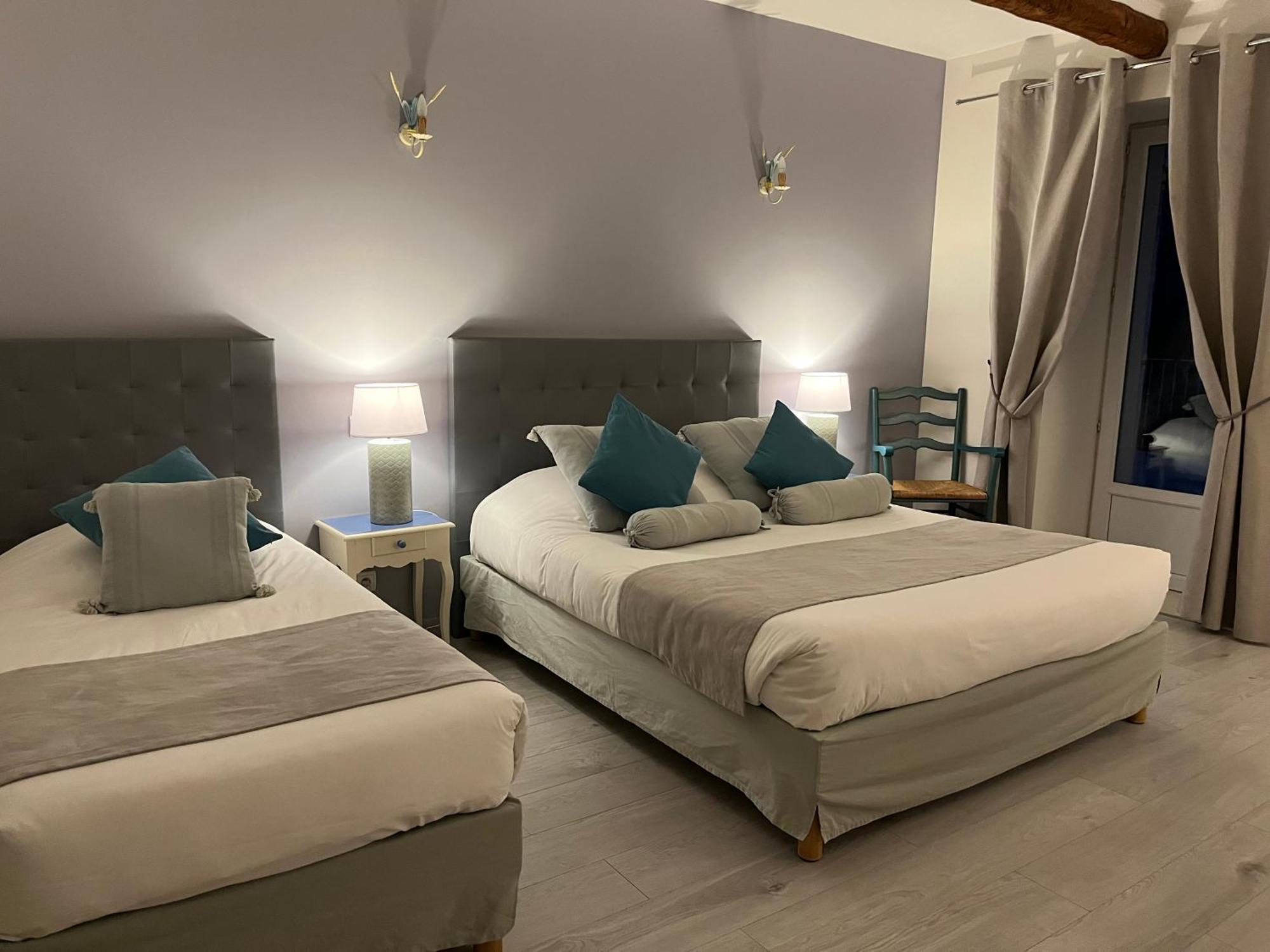 Logis Hotel La Bastide des Monges Nyons Buitenkant foto